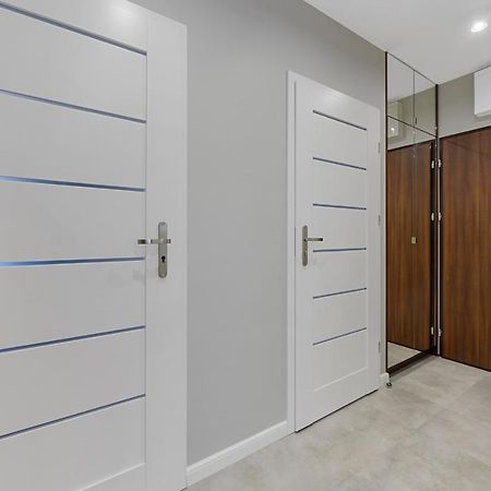 Gate Of City Centre Apartment By Pinpoint Łódź Dış mekan fotoğraf